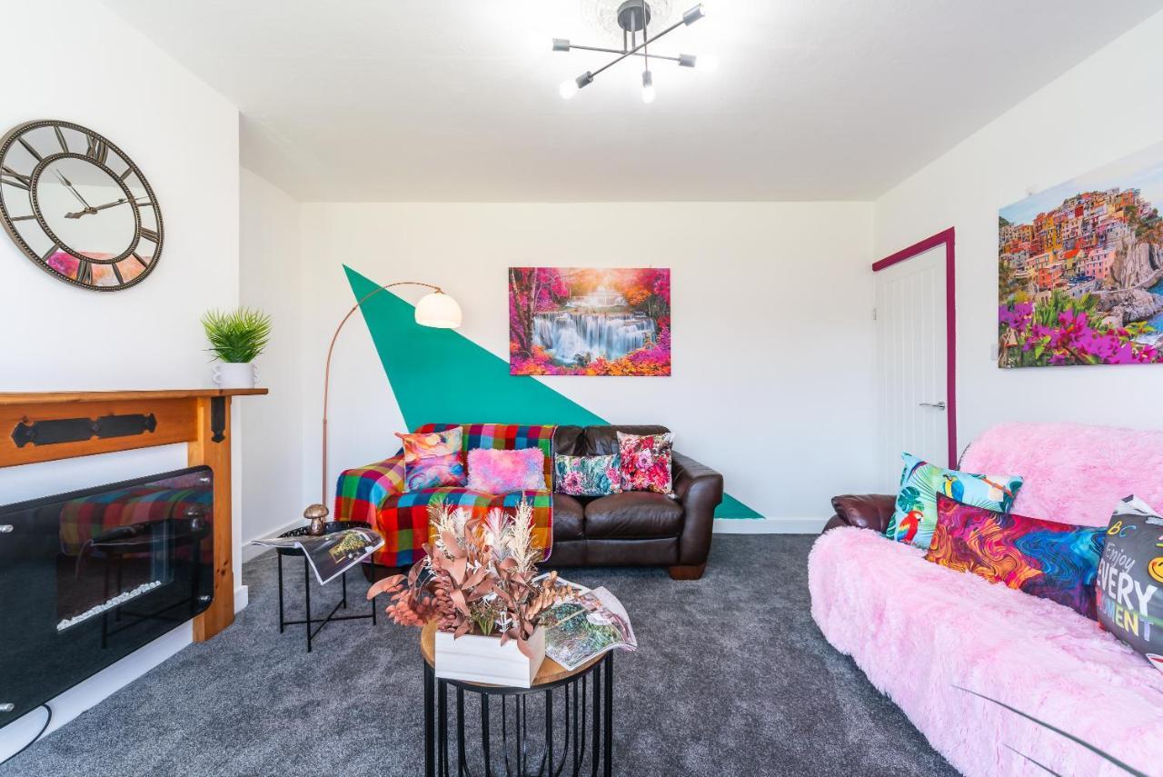 Aseda 4 Bedroom Private Parking, Game Zone -Pool Table, Garden Home Kingston upon Hull Buitenkant foto