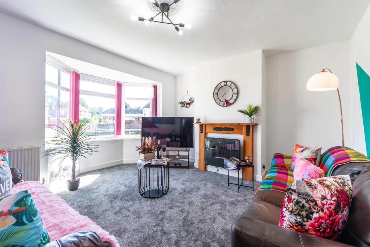 Aseda 4 Bedroom Private Parking, Game Zone -Pool Table, Garden Home Kingston upon Hull Buitenkant foto